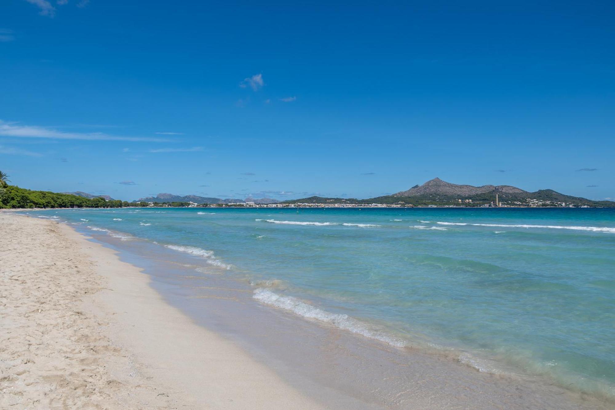Que Bo Villa Alcudia  Exteriör bild